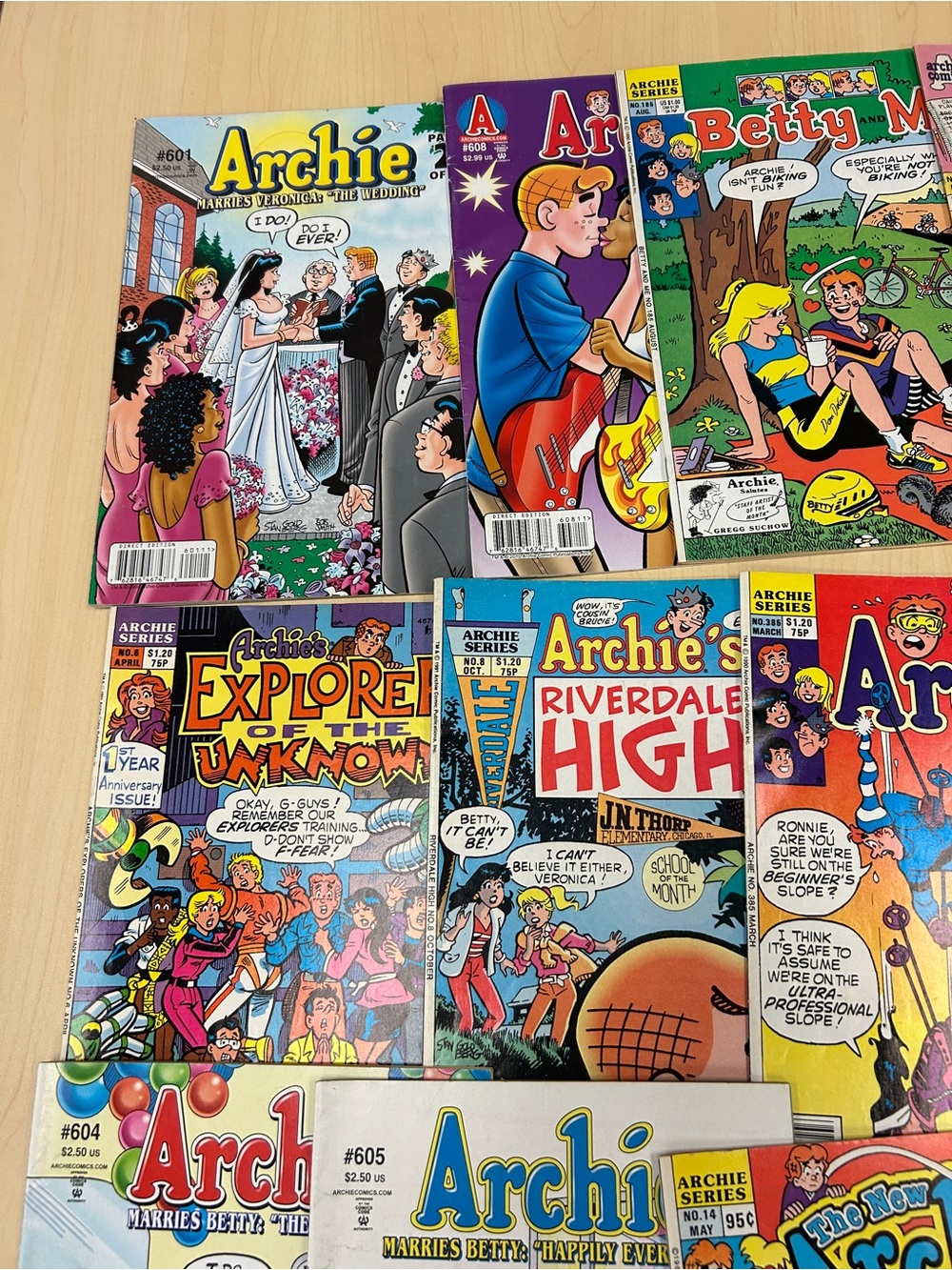 Archie Comics Lot, Approx. 20 Issues - Picture 3 of 10